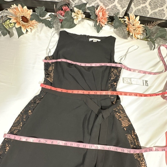 NWT $268 Kay Unger‎ [ 4 ] Belted Crepe Lace-Side Gown in Black Tan - Picture 2 of 15